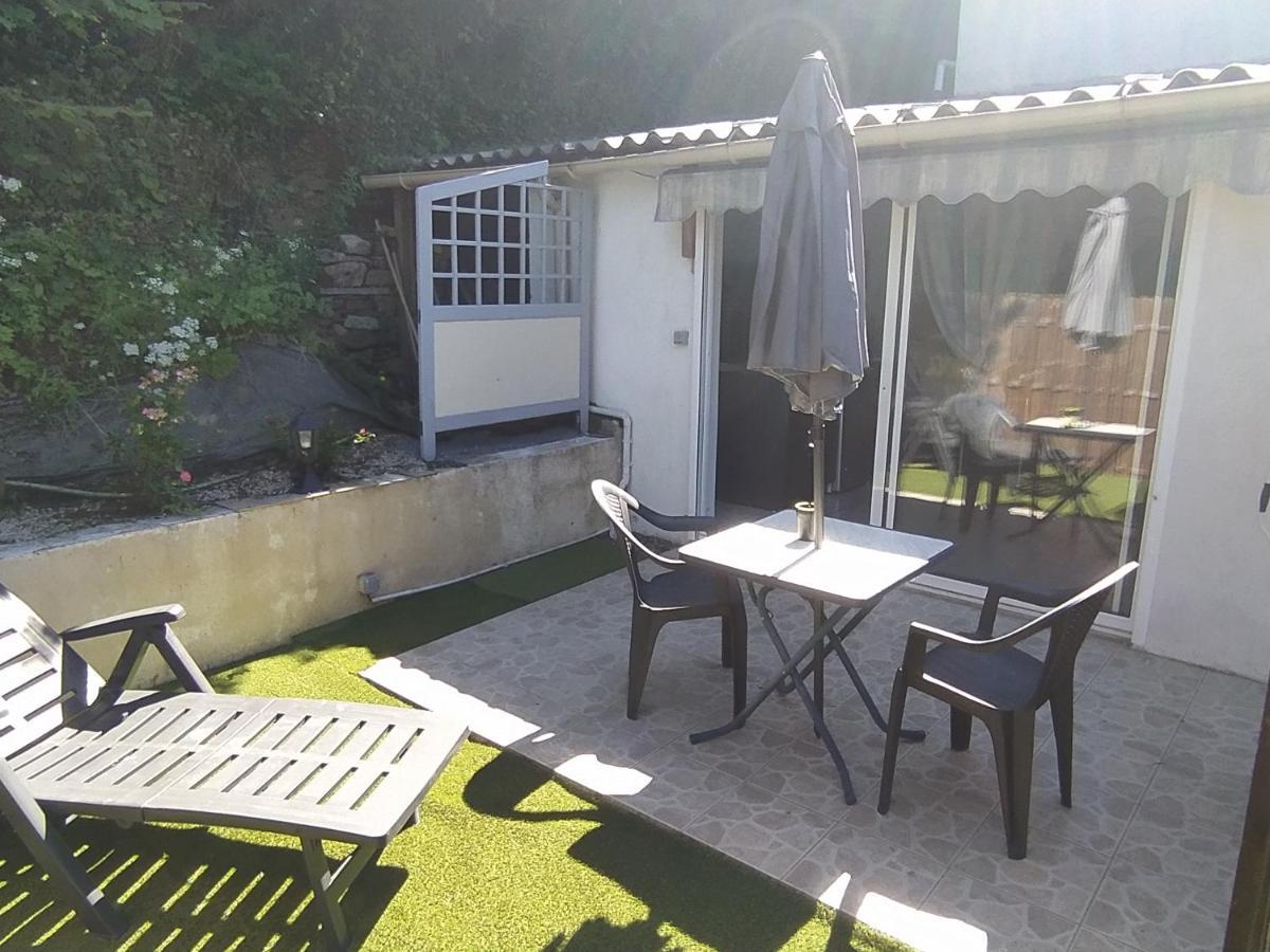 "Le Maloya" Chalets Independants -Chambre Balneo - Relais Motards 拉科讷 外观 照片