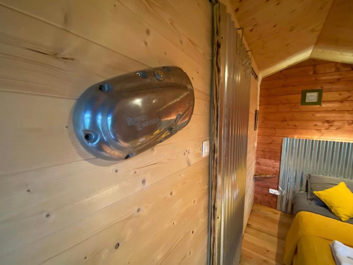 "Le Maloya" Chalets Independants -Chambre Balneo - Relais Motards 拉科讷 外观 照片
