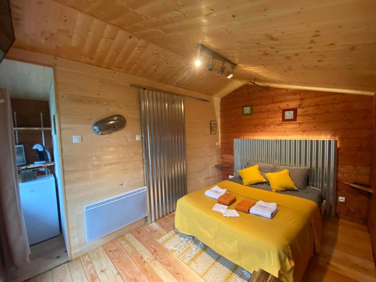 "Le Maloya" Chalets Independants -Chambre Balneo - Relais Motards 拉科讷 外观 照片