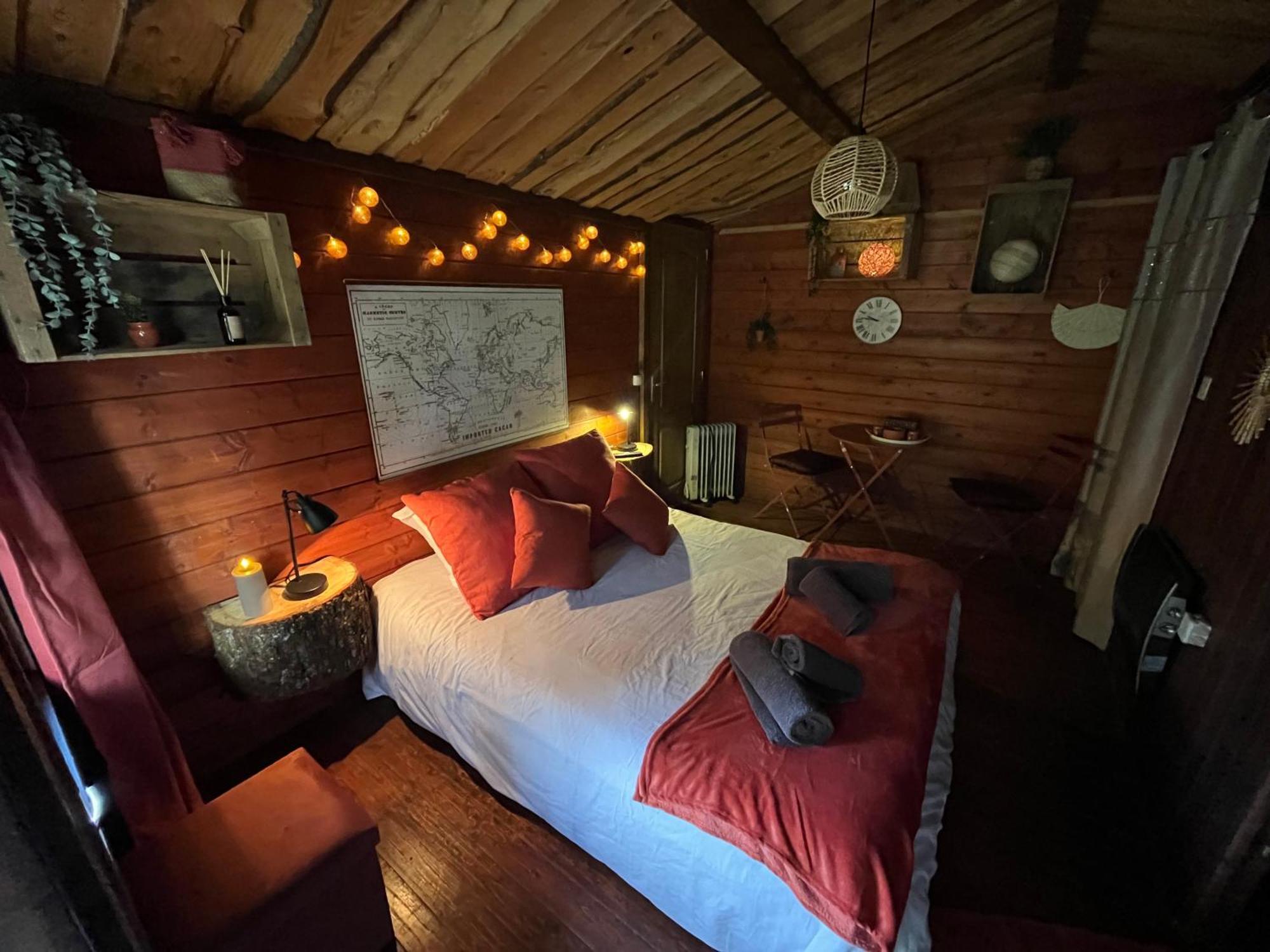 "Le Maloya" Chalets Independants -Chambre Balneo - Relais Motards 拉科讷 外观 照片