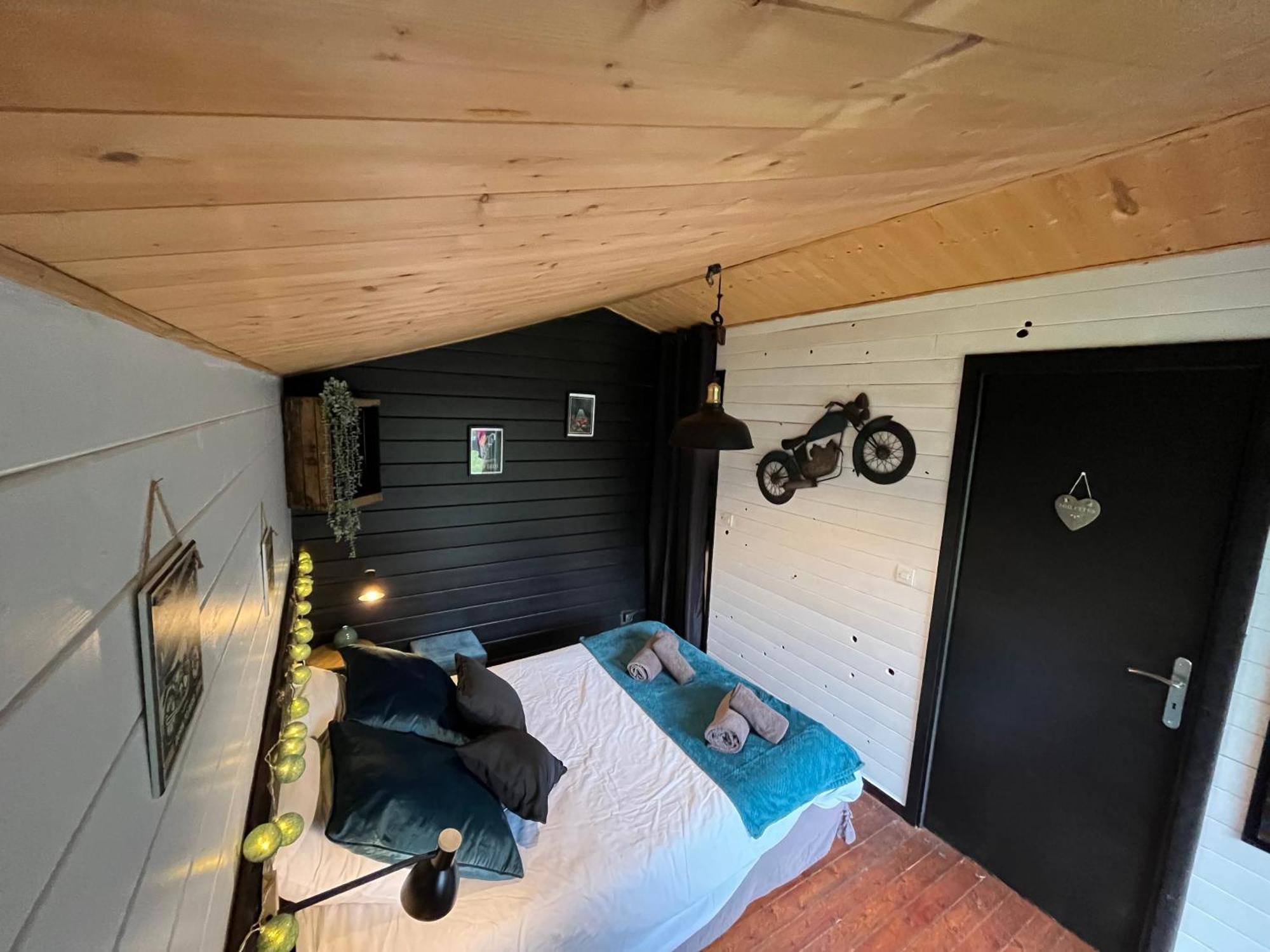 "Le Maloya" Chalets Independants -Chambre Balneo - Relais Motards 拉科讷 外观 照片